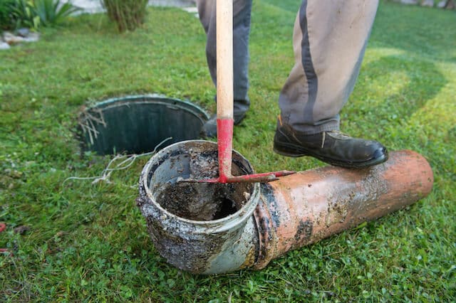 commercial sewer line cleaning